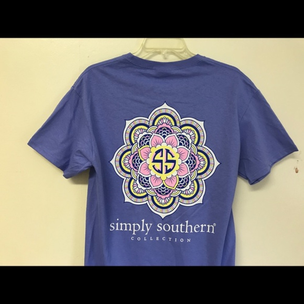 🔥ISO THIS SIMPLY SOUTHERN SHIRT🔥